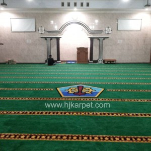 Pemasangan Karpet Masjid SUPM Tegal